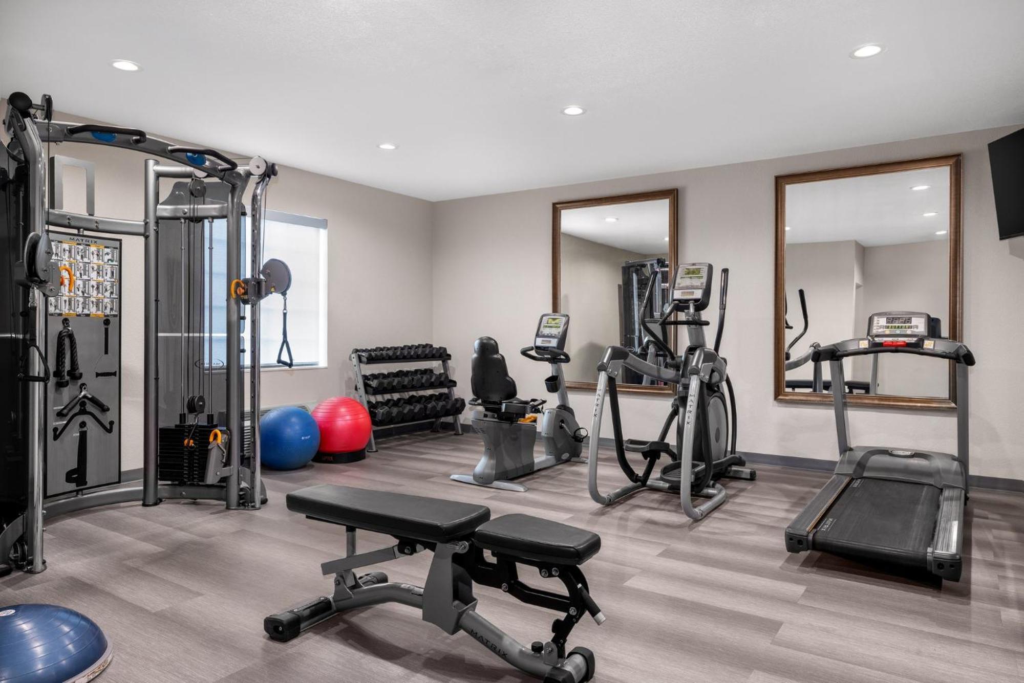 Candlewood Suites Alexandria By Ihg מראה חיצוני תמונה