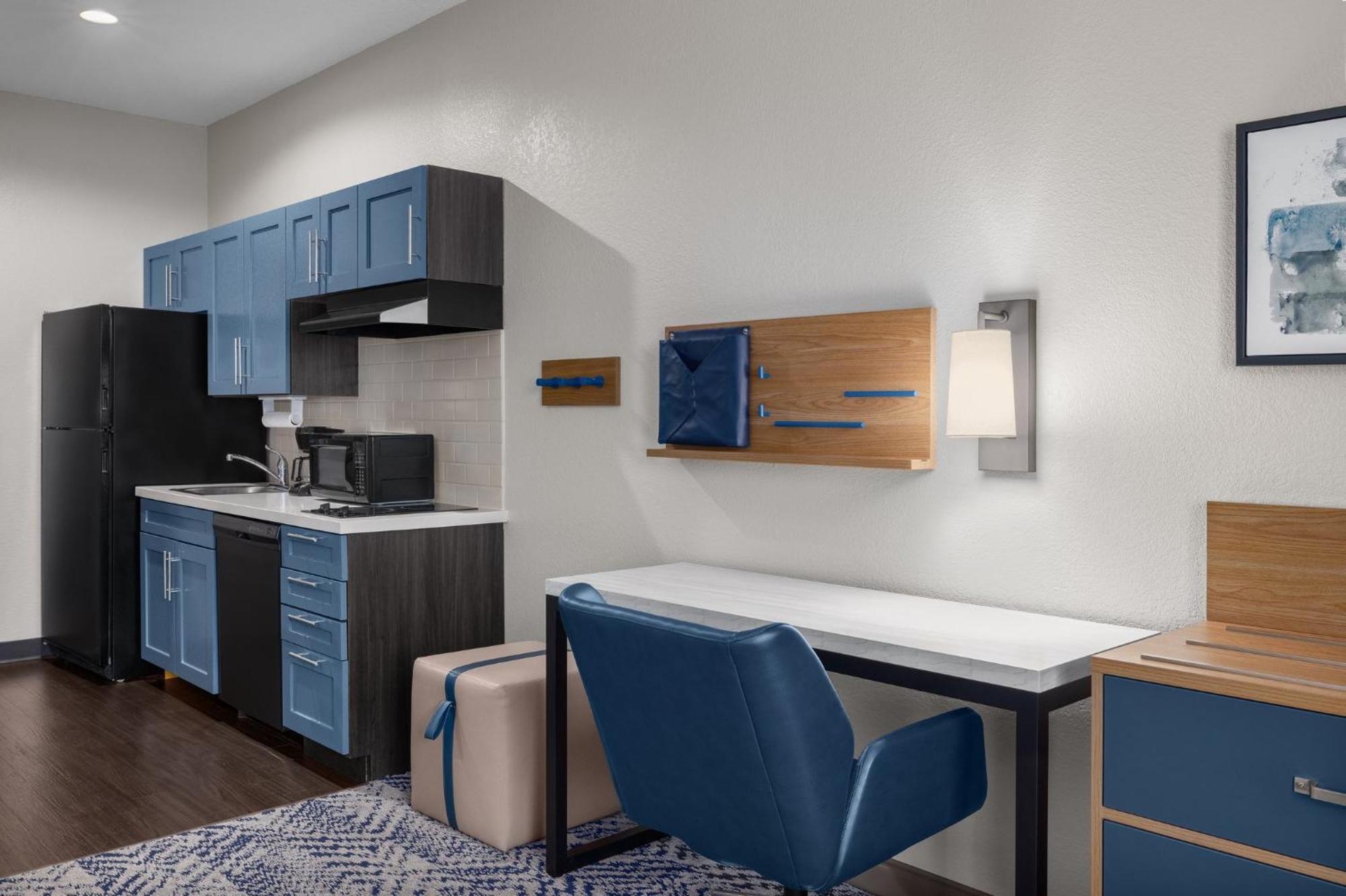 Candlewood Suites Alexandria By Ihg מראה חיצוני תמונה